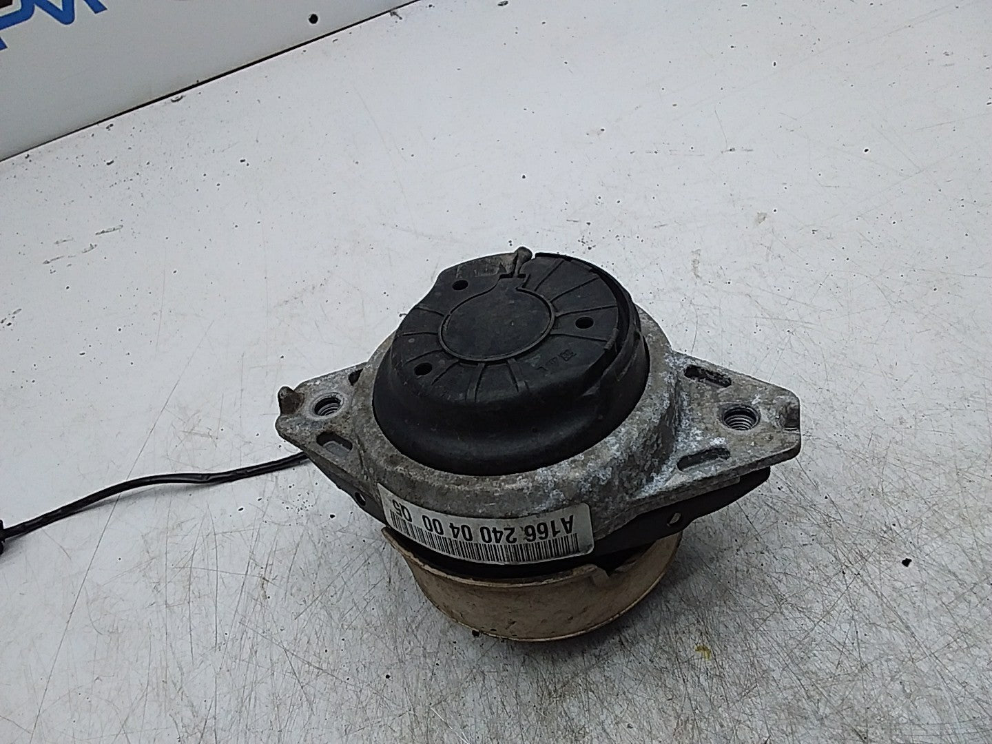 MERCEDES BENZ  GLE  W166  ENGINE MOUNT RIGHT OS A1662400400 FMR361
