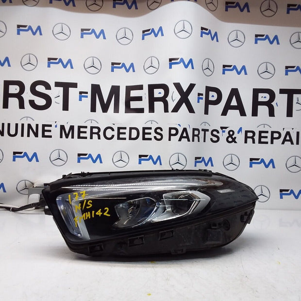 2016 MERCEDES A-CLASS W177 HEADLIGHT PASSENGER NS A1779064903 FMH142 (Damaged)