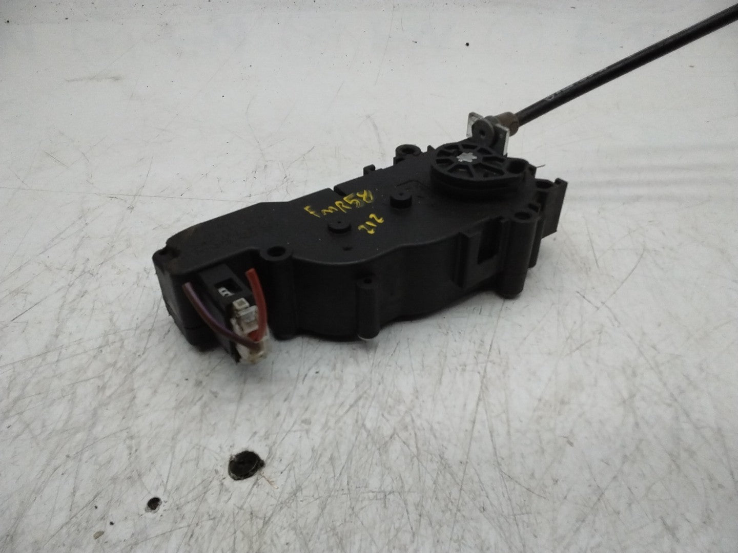 MERCEDES MERCEDES E-CLASS W212 REAR TAILGATE LOCK ACTUATOR  A2047500060 FMR58