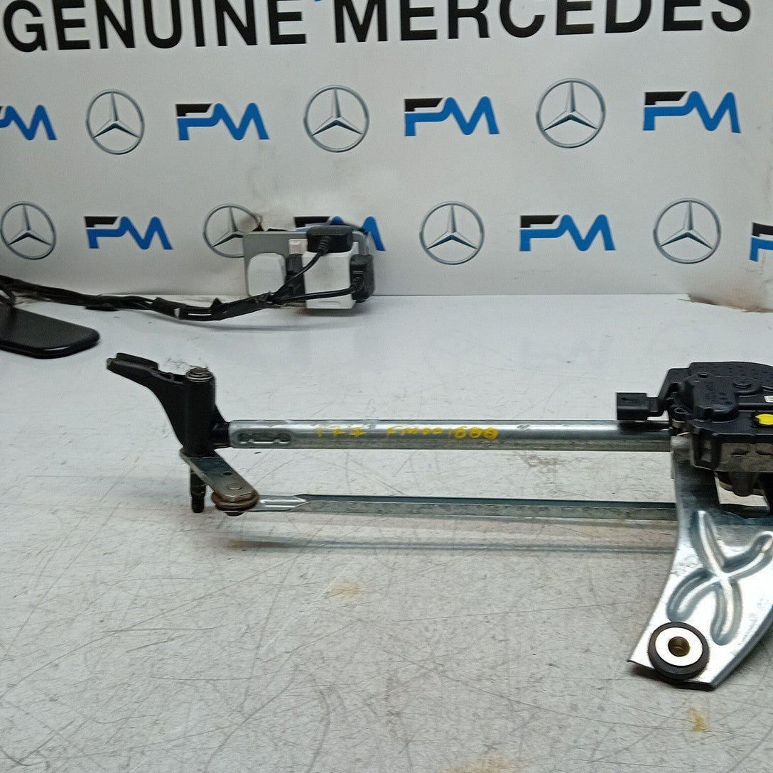 MERCEDES BENZ A-CLASS W177 WIPER MOTOR FRONT AND LINKAGE A1778206801 FM001600