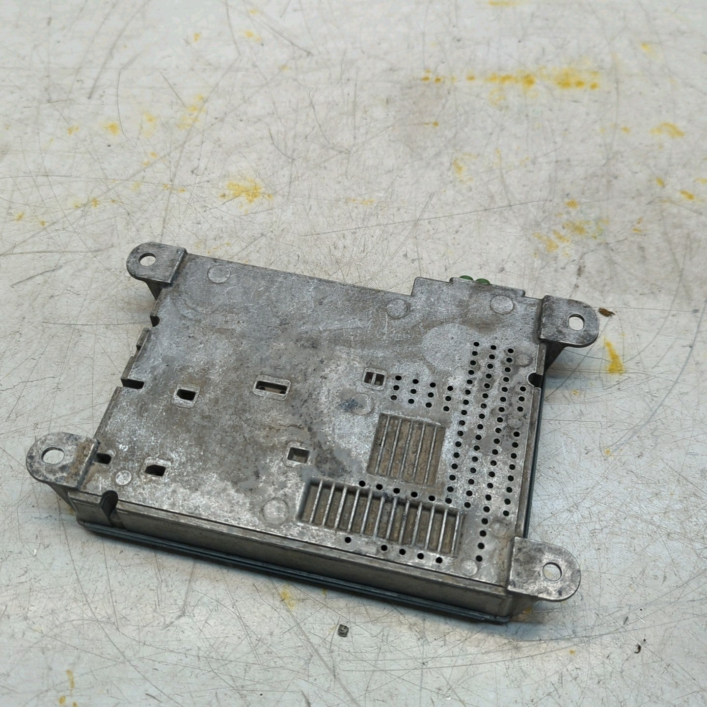 MERCEDES B-CLASS  INSTRUMENT CLUSTER CONTROL UNIT W247 A2479001415 FM001369