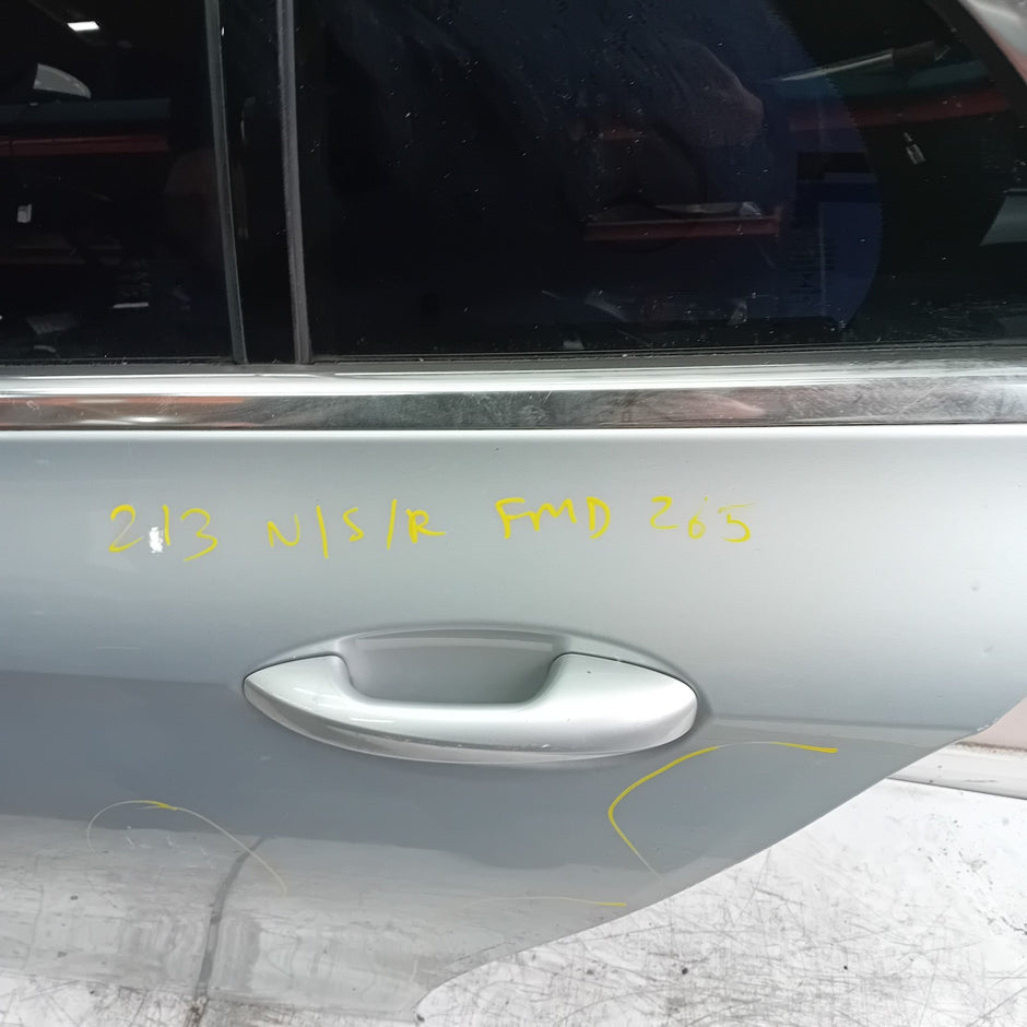 MERCEDES E-CLASS W213 SLN PASSENGER REAR DOOR NSR SILVER 2016 ON COMPLETE FMD265