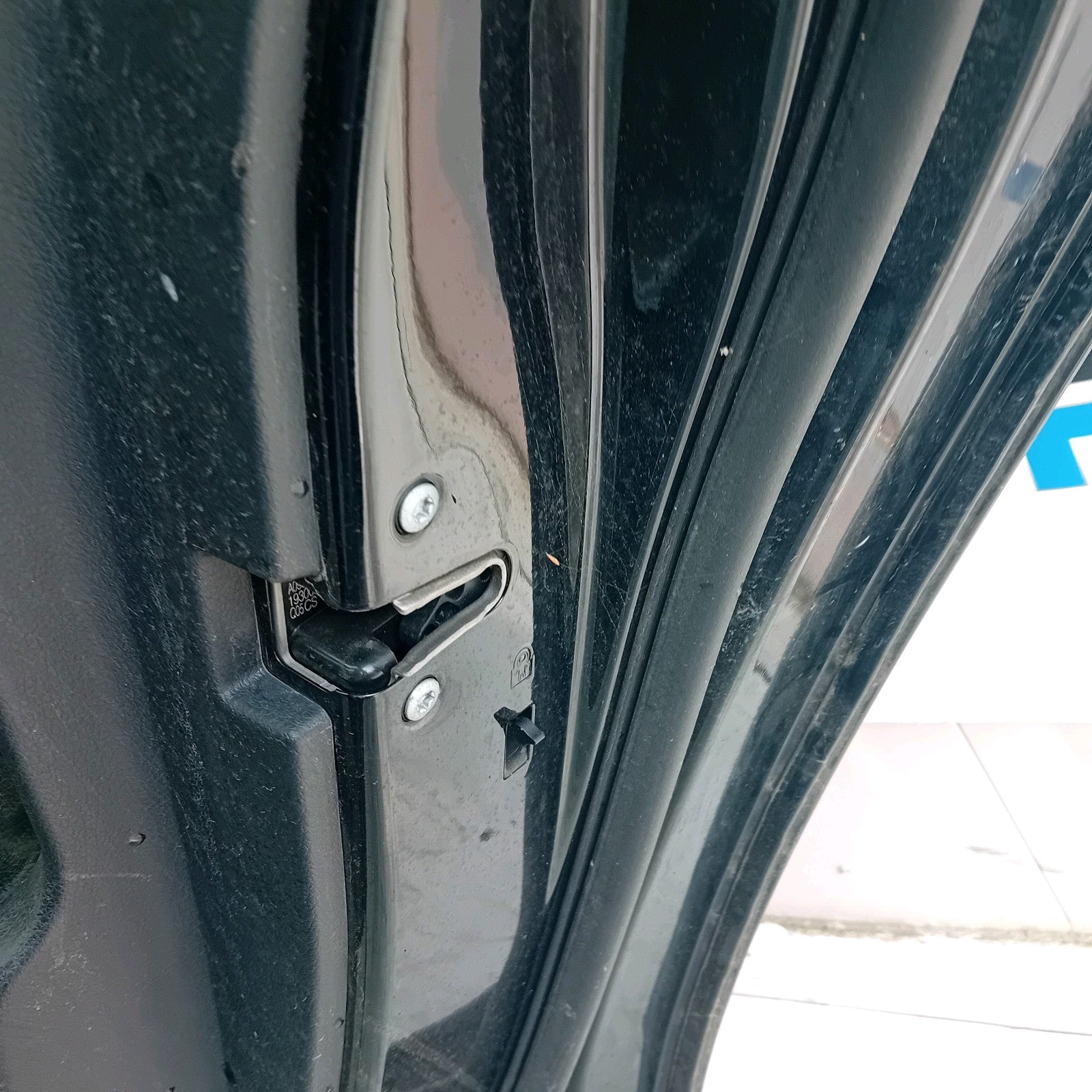 MERCEDES BENZ A-CLASS W177 DRIVER SIDE REAR DOOR O/S/R BLACK  COMPLETE FMD151