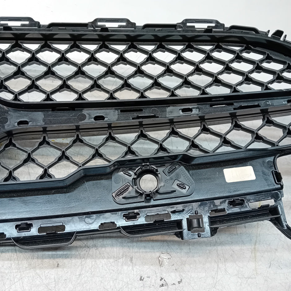 MERCEDES BENZ C-CLASS W206 FRONT GRILL A2068882100 FM001475