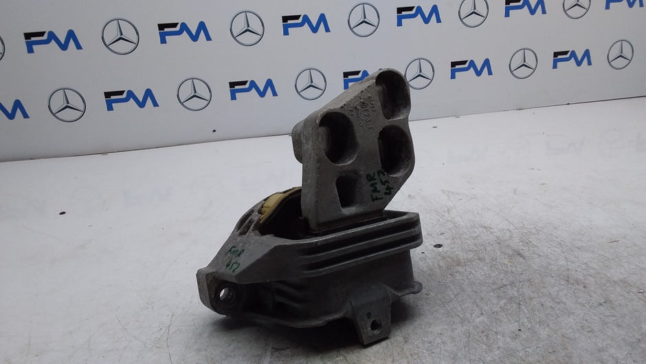 MERCEDES BENZ B-CLASS W246 LEFT ENGINE MOUNT A2462400217 FMR452