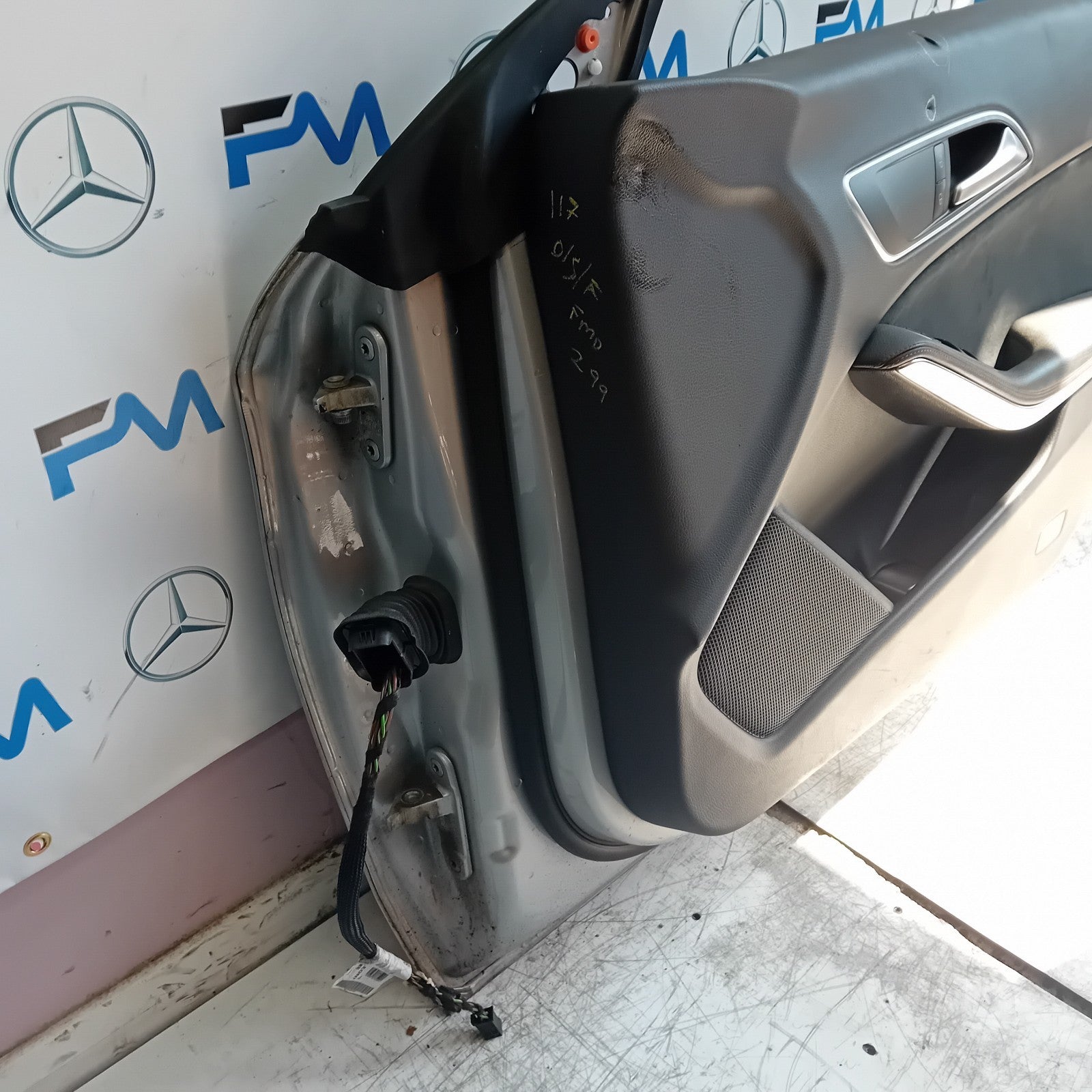 MERCEDES BENZ CLA W117 DRIVER FRONT DOOR OSF SILVER 2013-19 COMPLETE FMD299