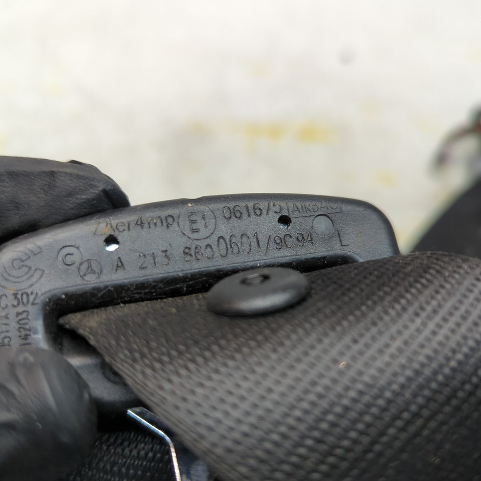 MERCEDES E-CLASS W213 FRONT PASSENGER SIDE SEAT BELT BLACK A2138600601 FM001374
