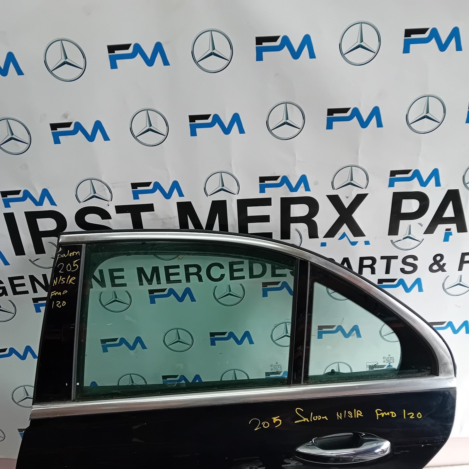 MERCEDES BENZ C-CLASS W205 PASSENGER SIDE REAR DOOR N/S/R BLACK FMD120