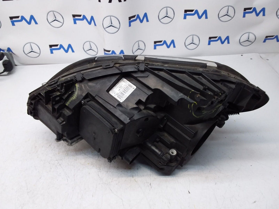 2013 MERCEDES B-CLASS W246 HEADLIGHT DRIVER OS A2468207461 FMH123 (DAMAGED)