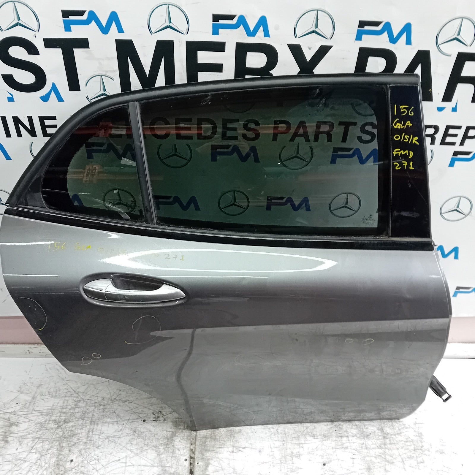 MERCEDES BENZ GLA X156 DRIVER REAR DOOR OSR 2014-19 GREY COMPLETE FMD271