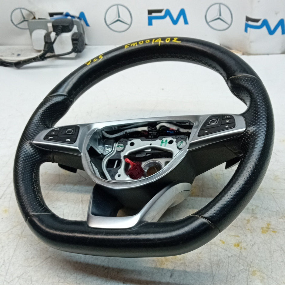 MERCEDES W205 C-CLASS MULTIFUNCTION STEERING WHEEL PFL 2014 A0004606700 FM001402