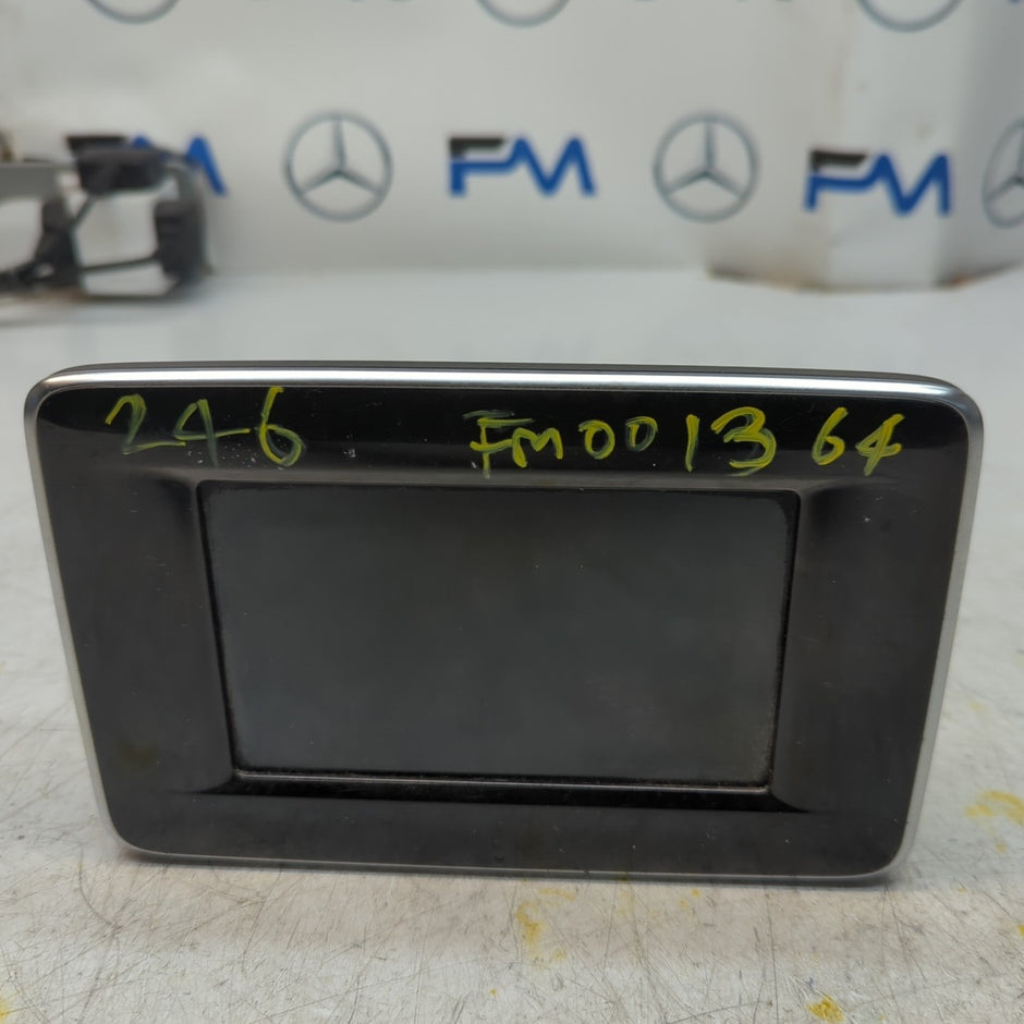 MERCEDES BENZ B-CLASS W246 DISPLAY SCREEN A2469001206  2012-2019 ON FM001364