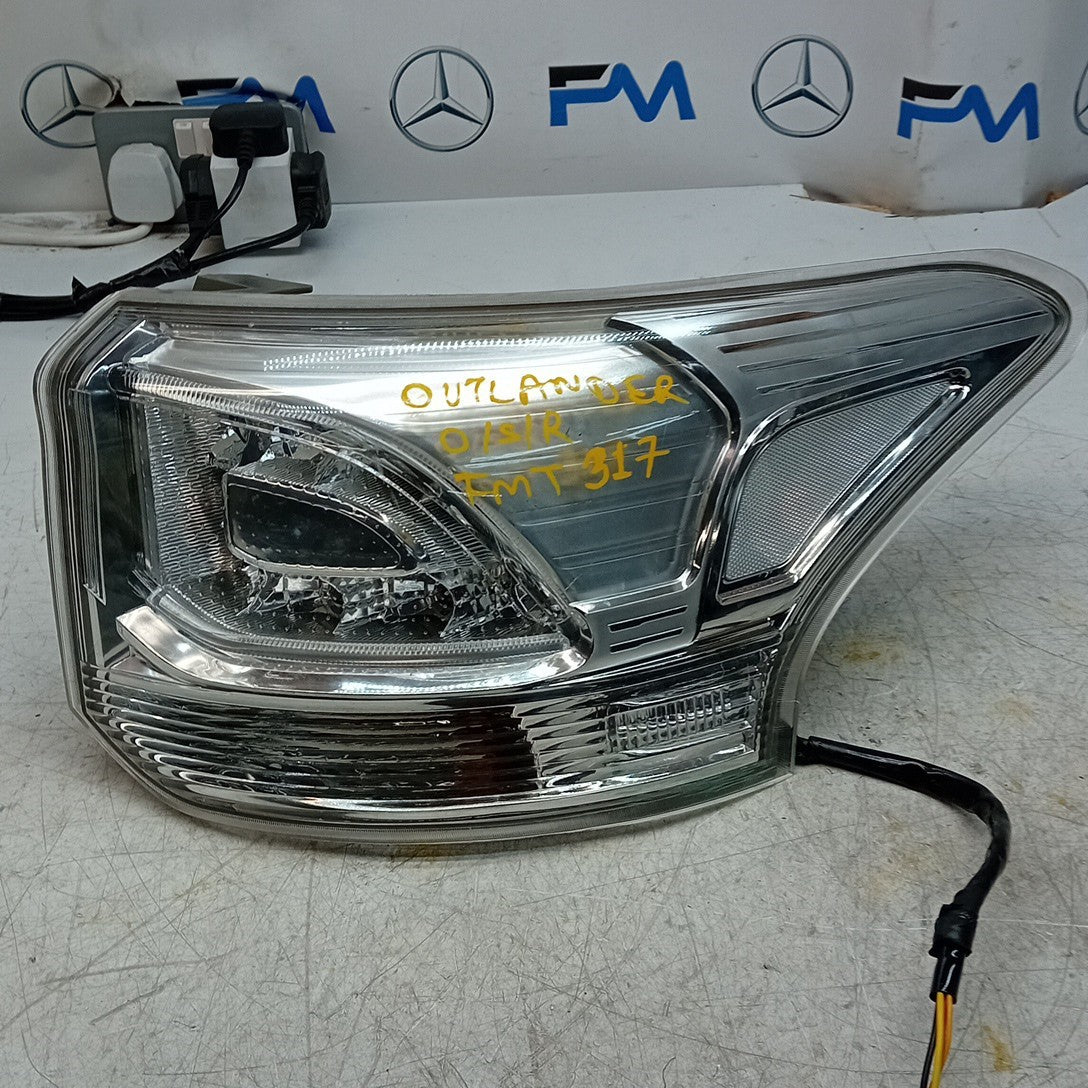 MITSUBISHI OUTLANDER MK3 DRIVER REAR OUTER TAIL LIGHT OSR 2014 FMT317