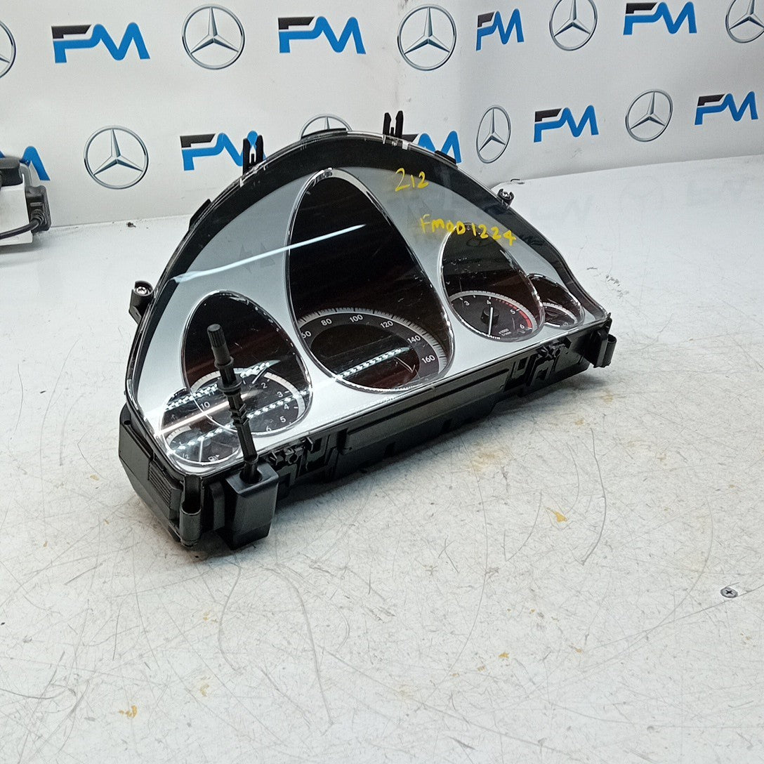 MERCEDES BENZ E-CLASS W212 W207 SPEEDOMETER 2009-16 A2129004313 FM001224