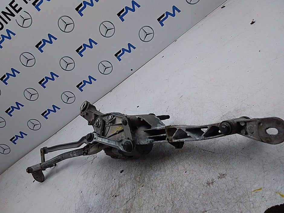 MERCEDES C-CLS W204 WIND SCREEN WIPER LINKAGE AND MOTOR A2048201140 FMR299