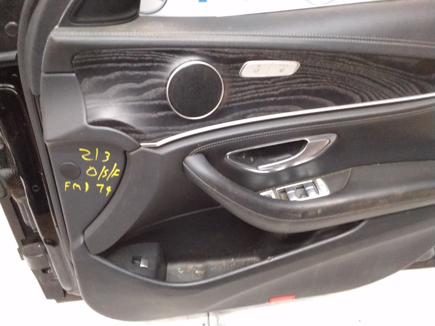 MERCEDES BENZ E-CLASS W213 DRIVER SIDE FRONT DOOR O/S/F COMPLETE BLACK FMD74