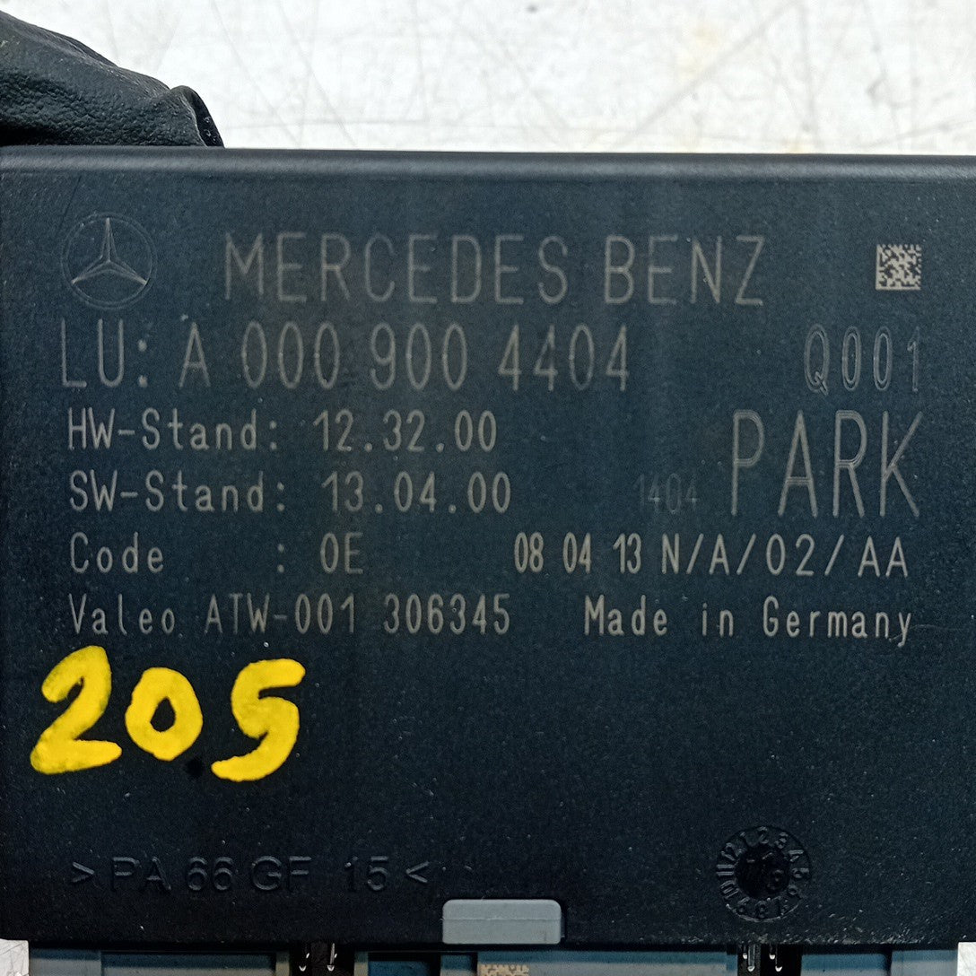 MERCEDES S C-CLASS PARKING SENSOR CONTROL MODULE W205 W222 A0009004404 FM001551