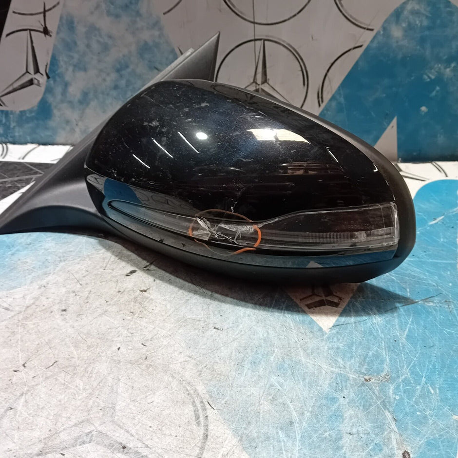 MERCEDES BENZ C-CLASS W205 WING MIRROR PASSENGER SIDE FRONT IN BLACK A2058104702
