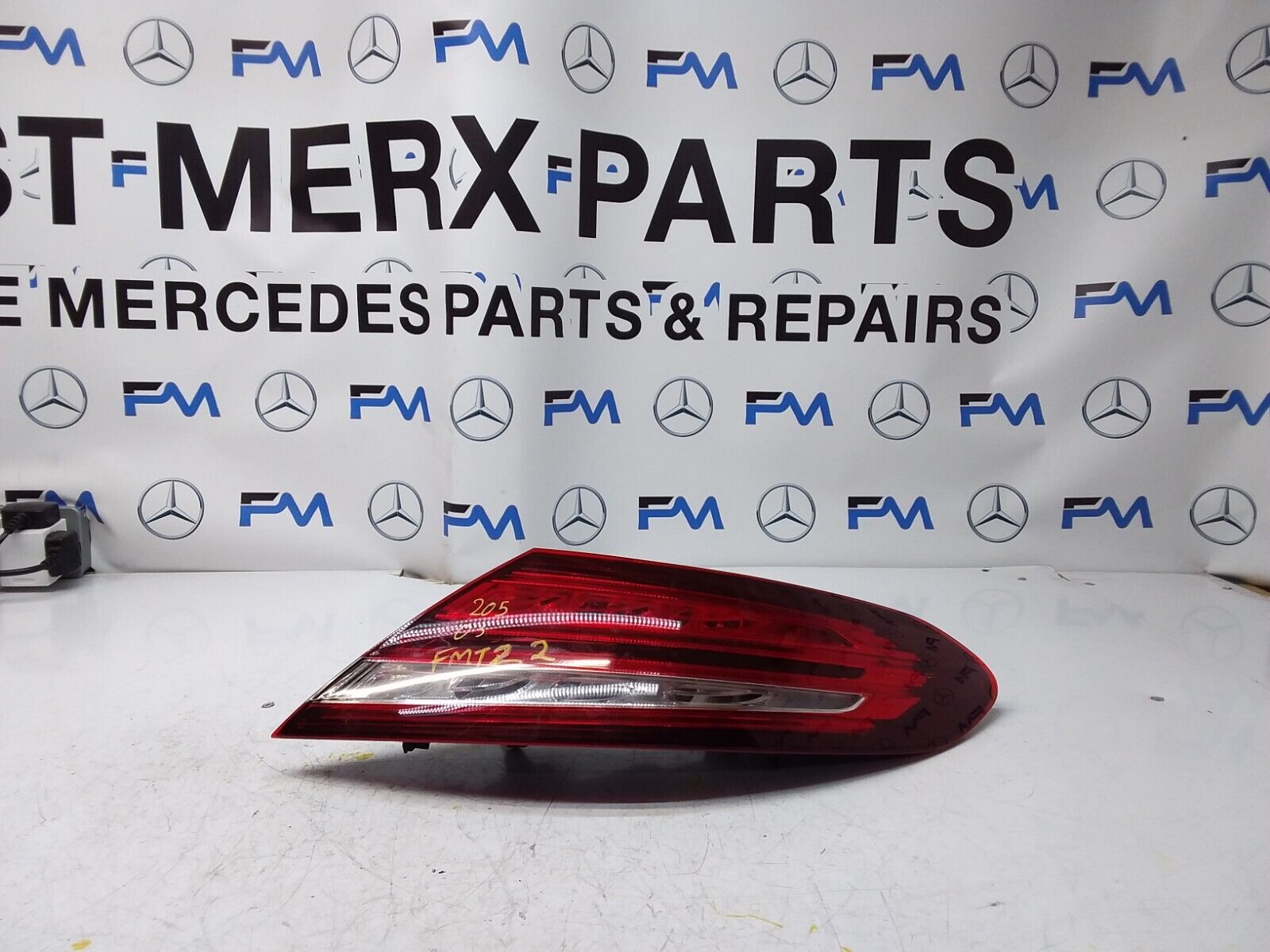 2020 MERCEDES  C CLASS W205 REAR DRIVER SIDE O/S LED LIGHT A2059063205 FMT22