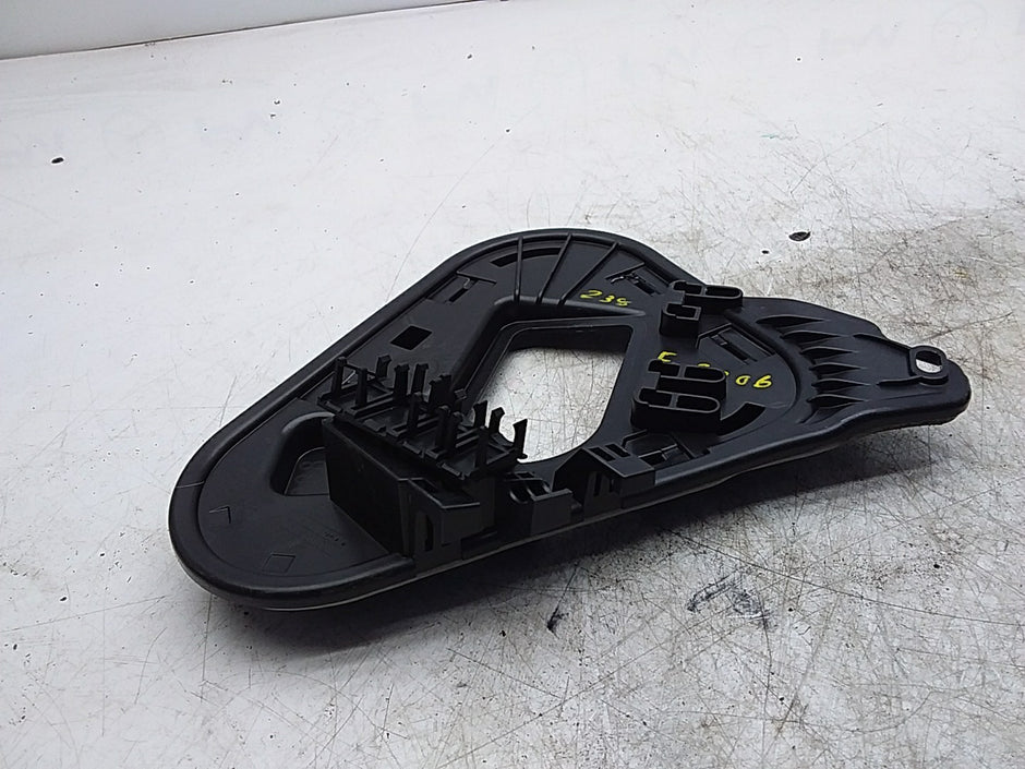 MERCEDES E-CLASS W238 INNER DOOR PANEL COVER FRONT RIGHT A2387205802 FMR206
