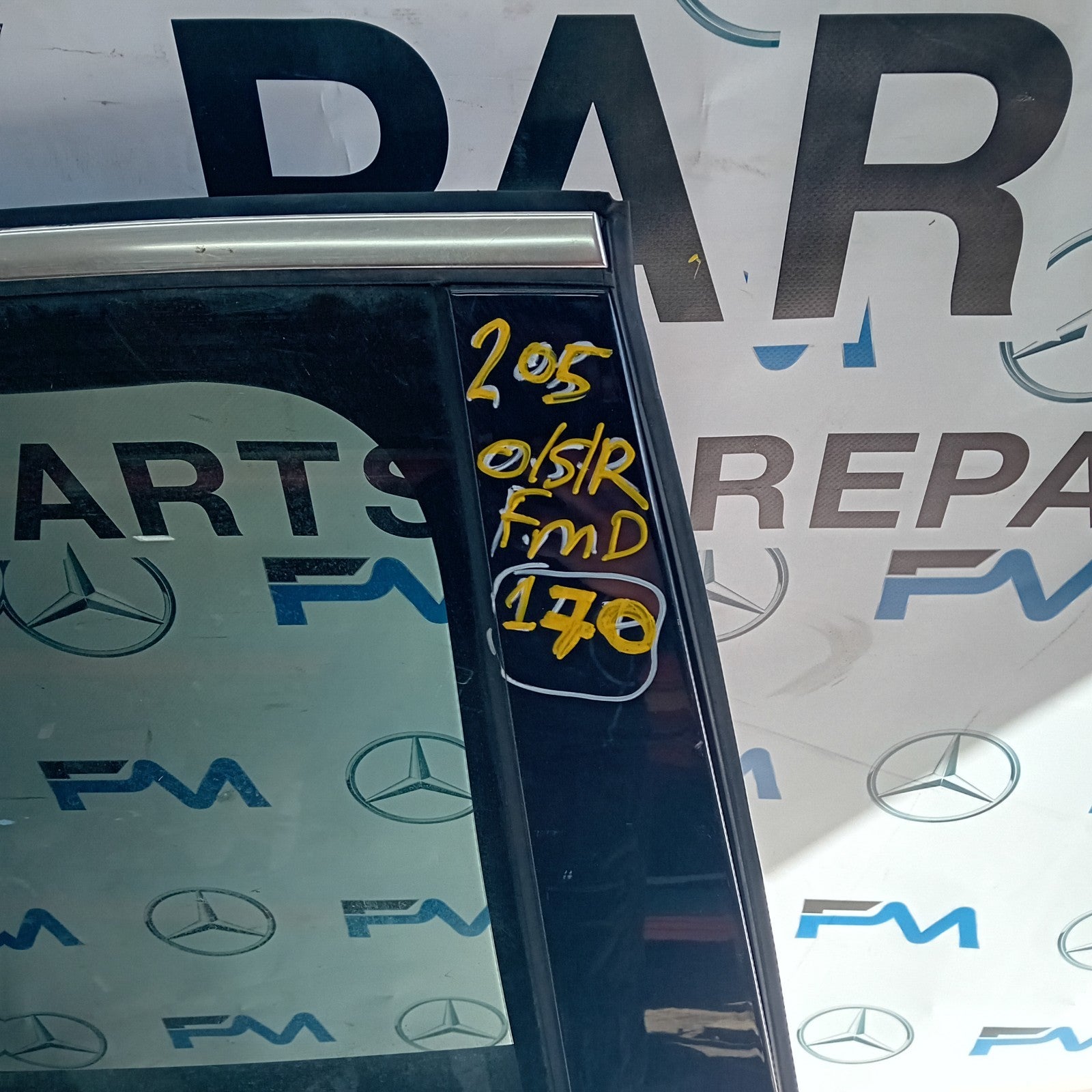 MERCEDES C-CLASS W205 COUP DRIVER REAR DOOR O/S/R WHITE 2014 ON COMPLETE FMD170