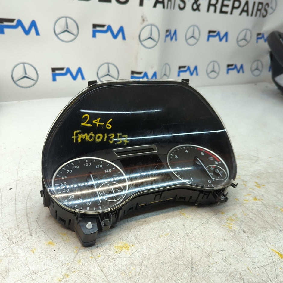 MERCEDES B-CLASS W246 SPEEDOMETER INSTRUMENT CLUSTER BLACK A2469006911 FM001357