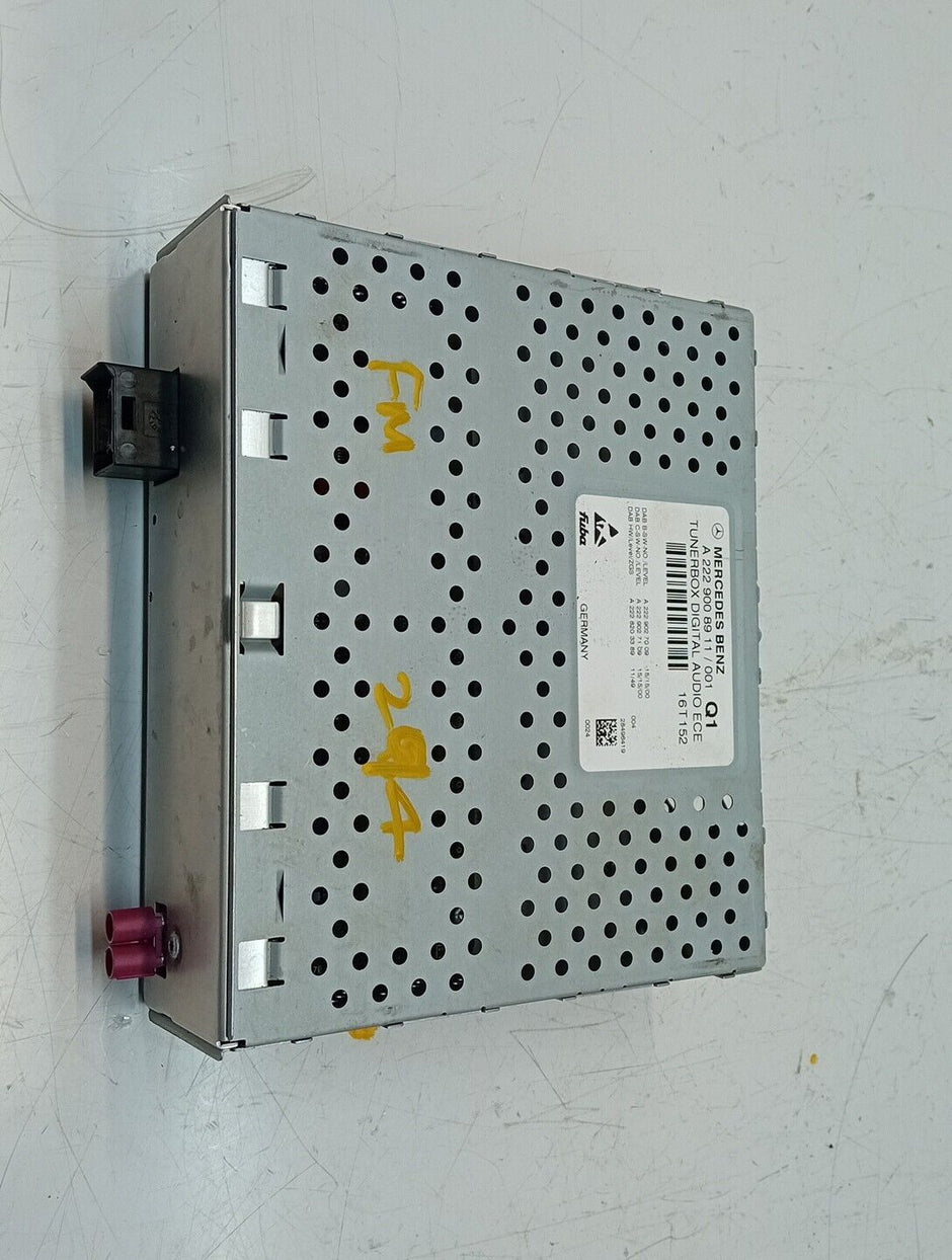 Mercedes Glc C E Class Radio Tuner Box W253 W205 W213 14-21 A2229008911 FM294