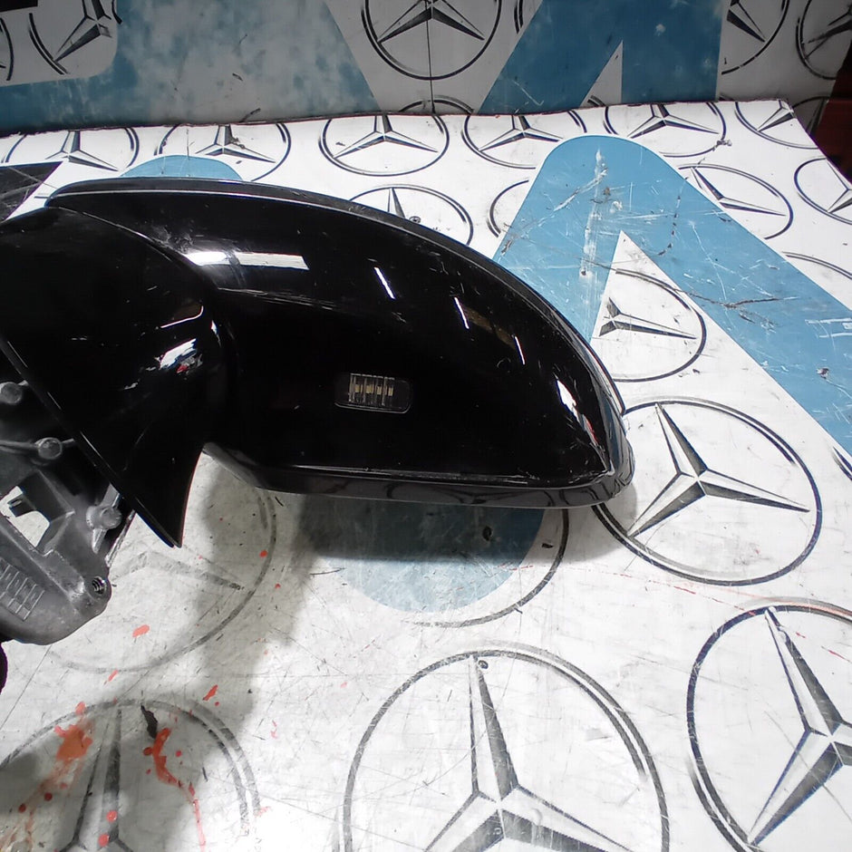 2017/2023MERCEDES BENZ E-CLASS W238 COUPE PASSENGER SIDE WING MIRROR A2388101300