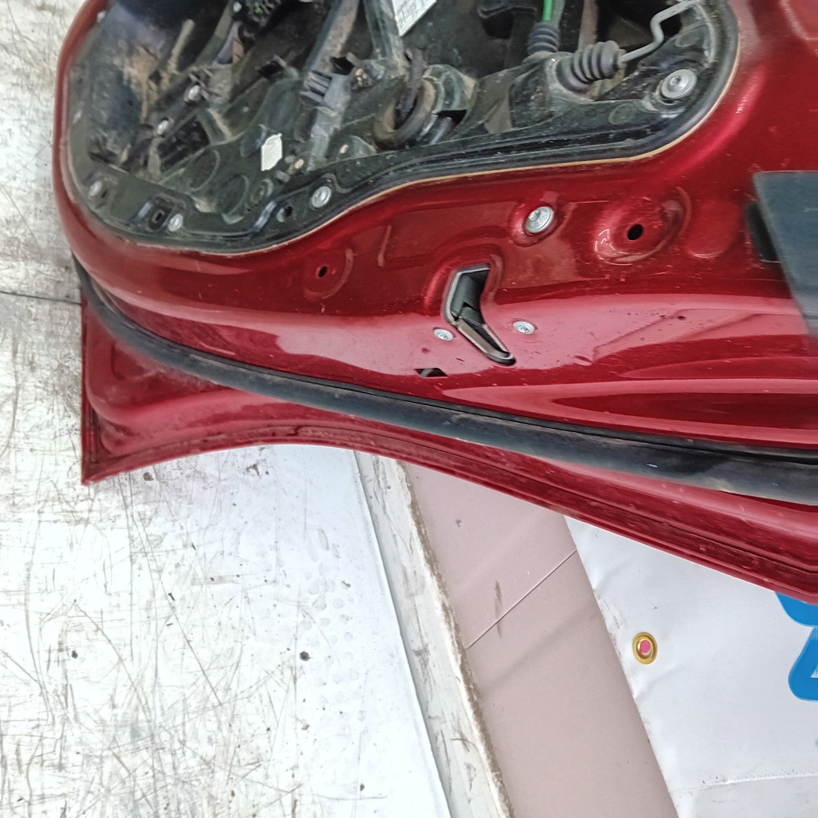 MERCEDES BENZ C-CLASS W205 SALOON DRIVER REAR DOOR OSR RED 2014 ON  FMD239