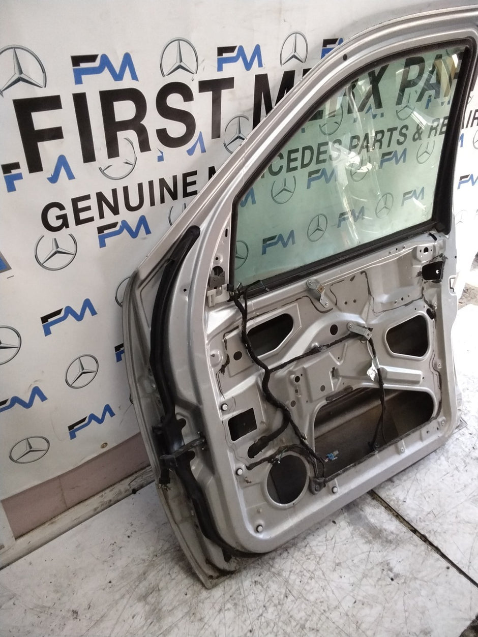 MERCEDES M-CLASS W163  DRIVER FRONT DOOR OSF GREY 1997-05 FMD574