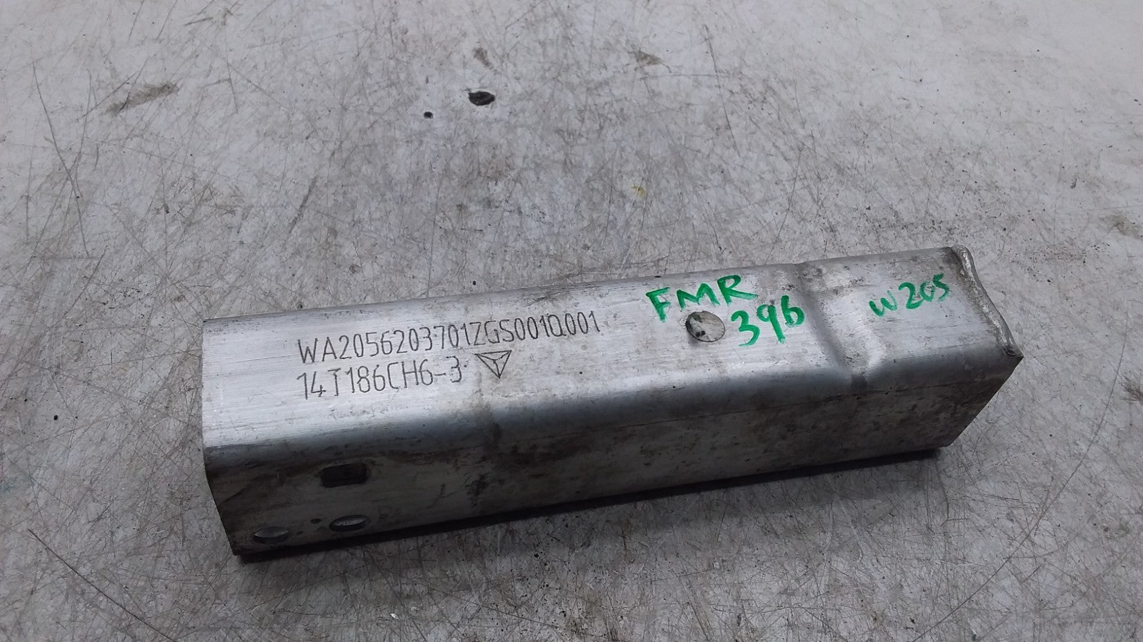 MERCEDES C-CLASS  FRONT LOWER REINFORCEMENT CRASH ABSORBER A2056203701  FMR396