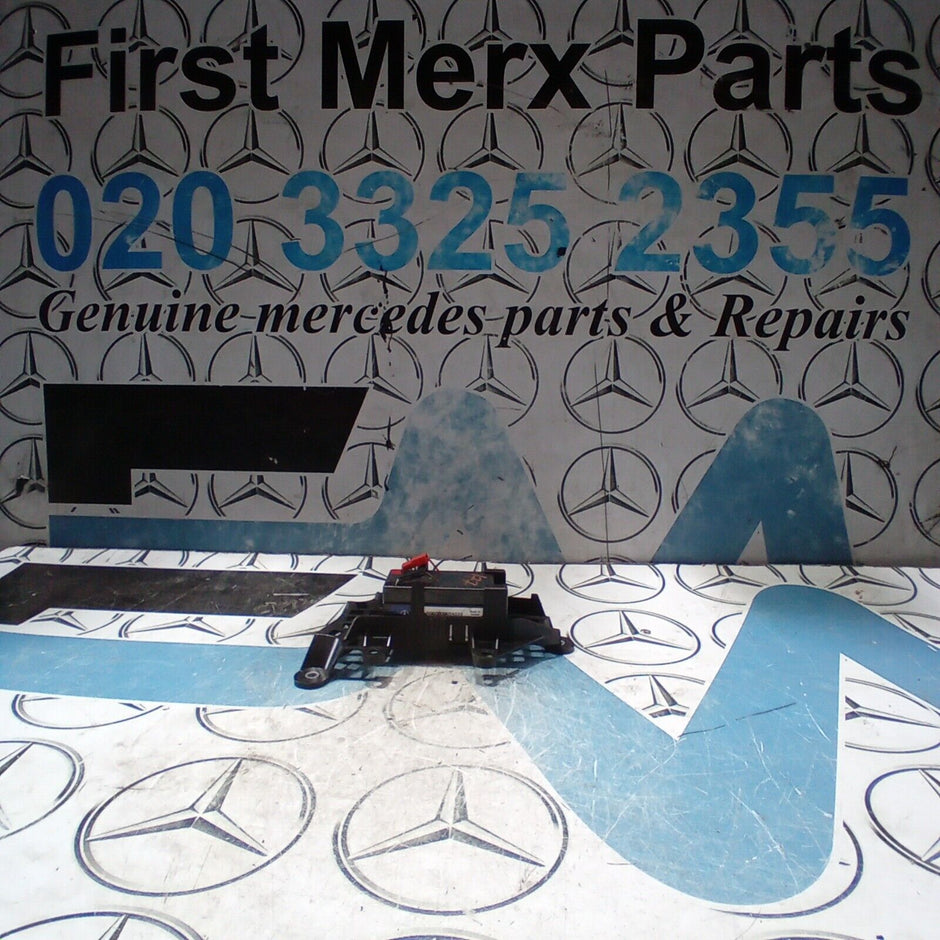 2021 MERCEDES BENZ A180 W177 SMALL AUXILIARY BATTERY & BRACKET  A2475451000