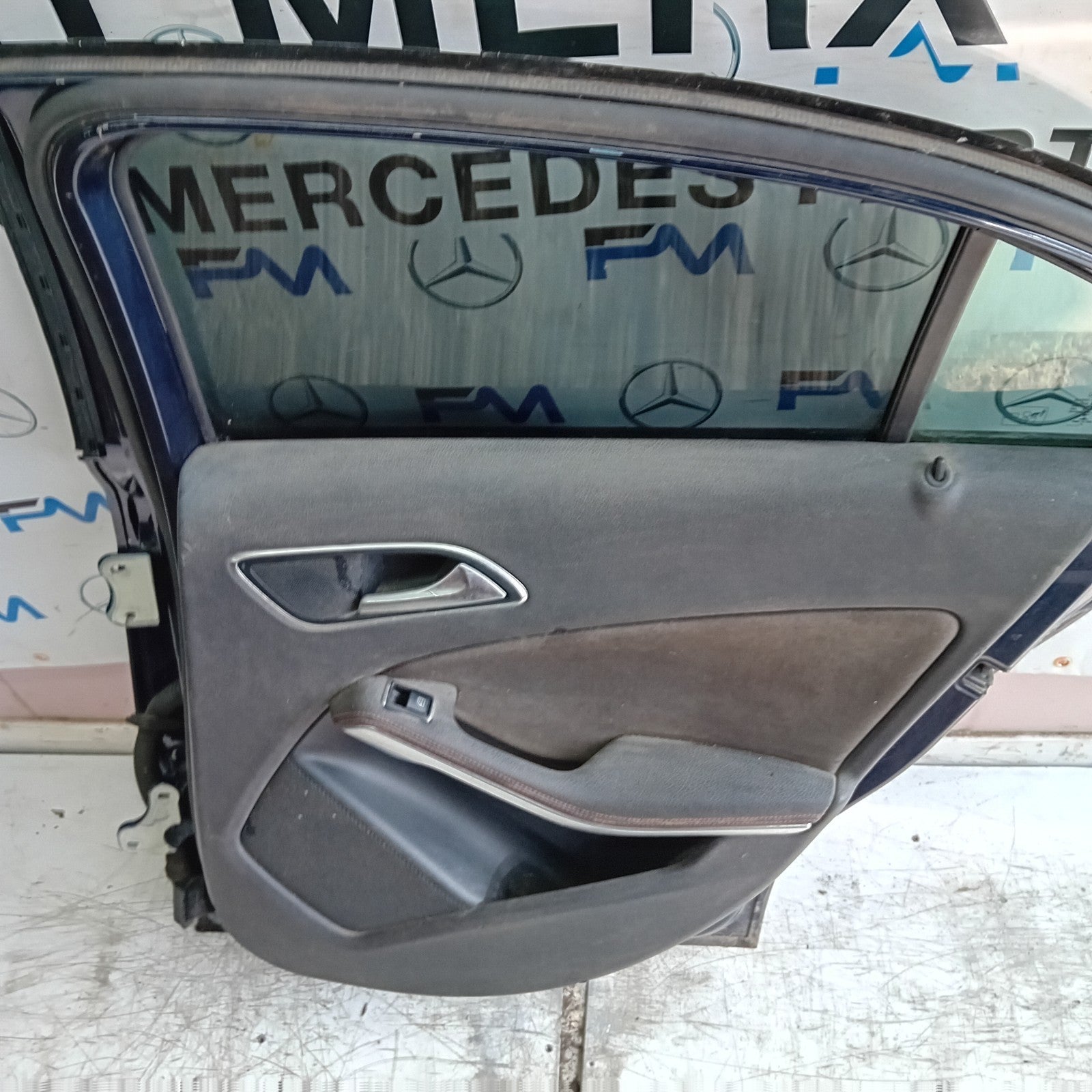 MERCEDES BENZ A-CLASS W176 DRIVER REAR DOOR OSR BLUE 2012-18 COMPLETE FMD370