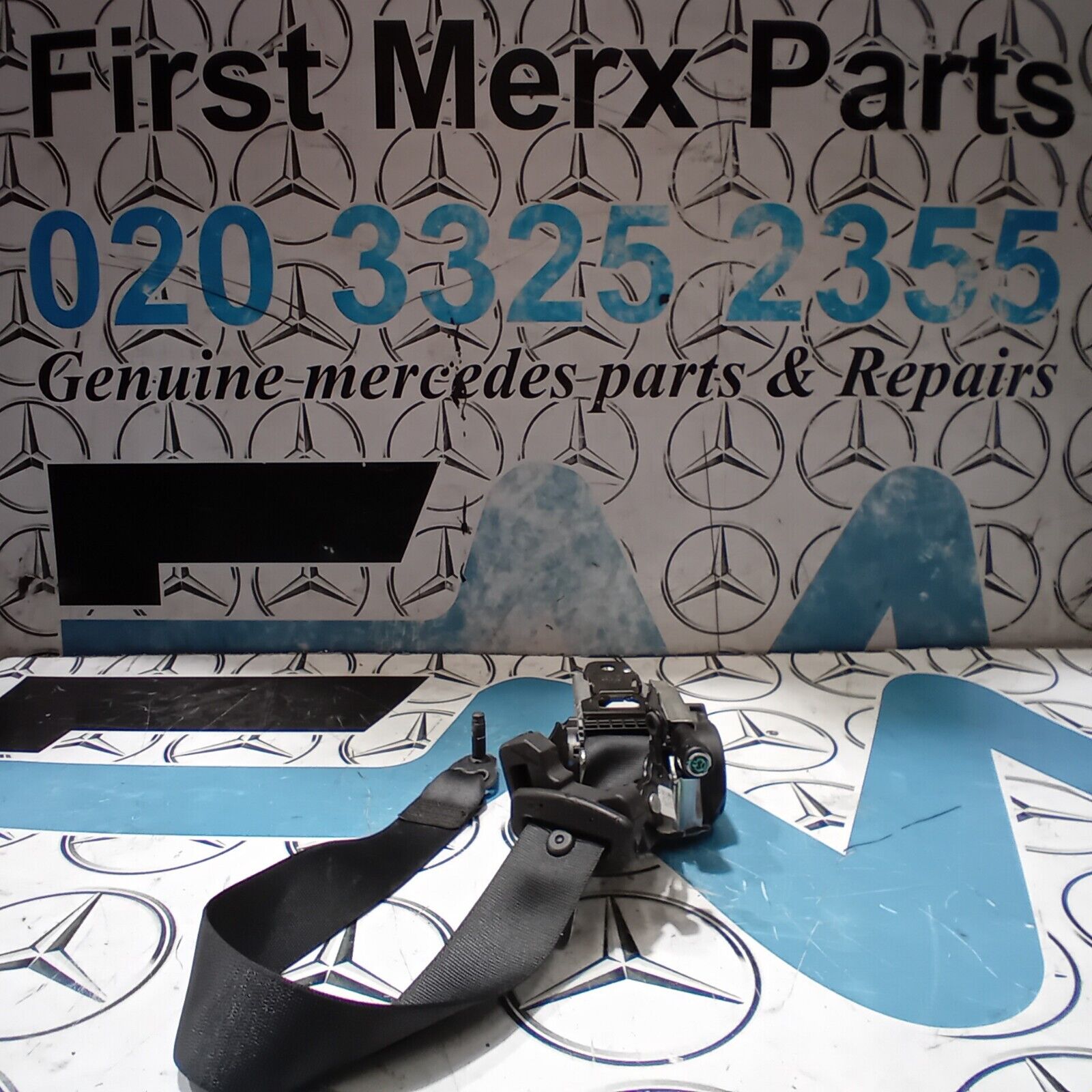 MERCEDES BENZ C-CLASS W205 COUPE PASSENGER SIDE FRONT SEAT BELT A2058605185