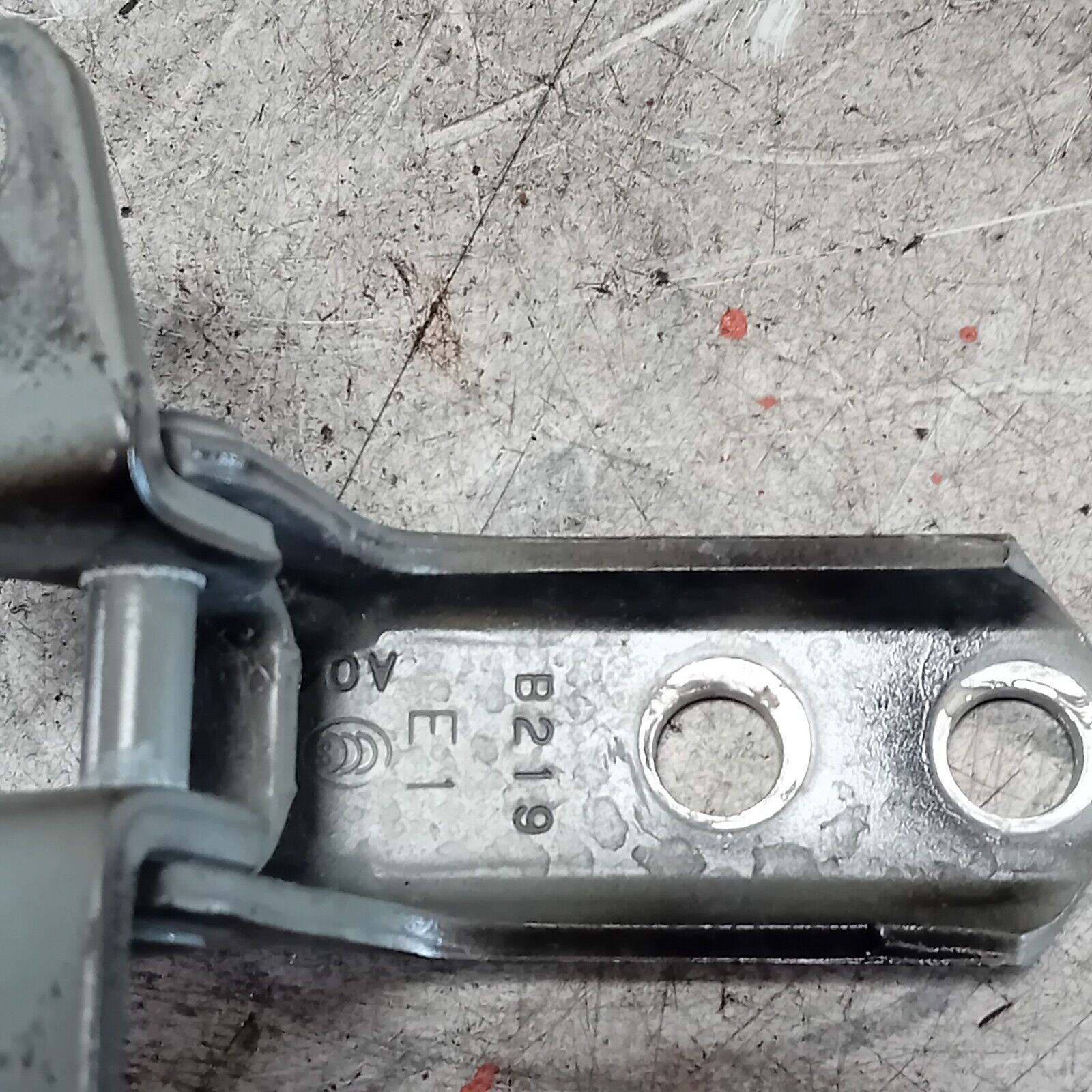 MITSUBISHI OUTLANDER 2014 RIGHT FRONT DOOR LOWER HINGE A046834
