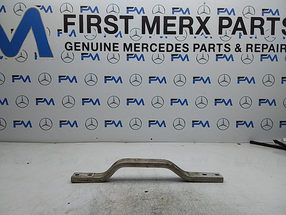 MERCEDES C-CLASS W205 BOTTOM STIFFENING BRACE MOUNT  BEAM A2056107001 FMR240
