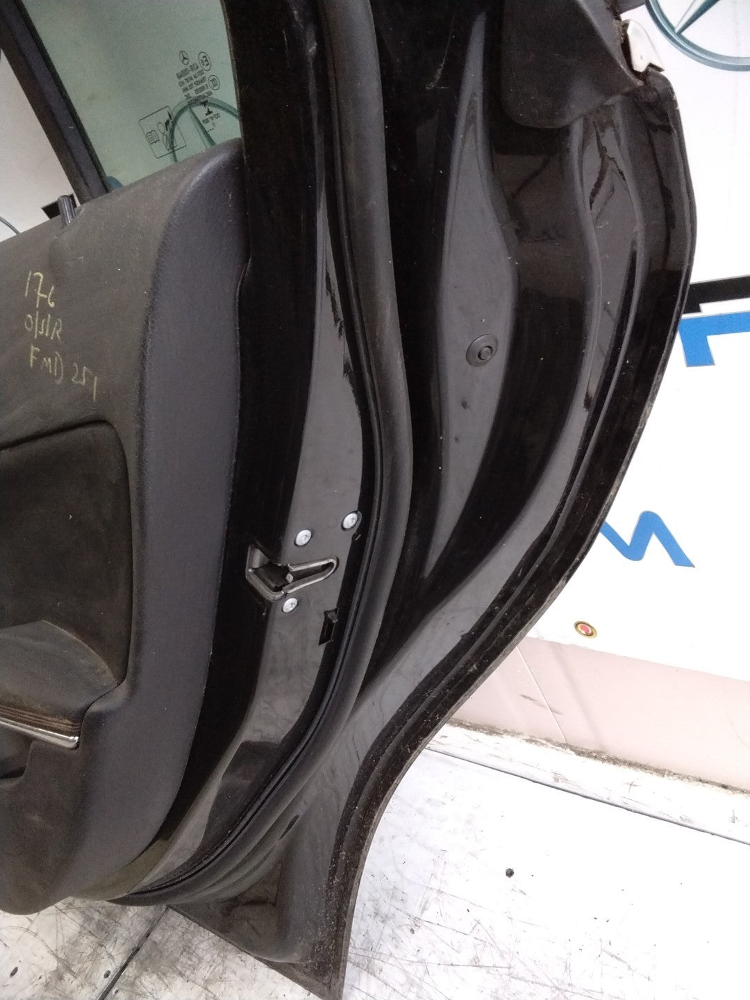 MERCEDES A-CLASS W176 DRIVER REAR DOOR OSR BLACK 2012-18 COMPLETE FMD351