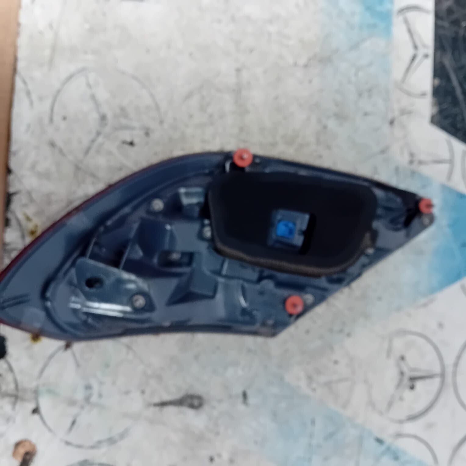 MERCEDES BENZ E-CLASS W213 E63 PASSENGER SIDE (NEAR SIDE) REAR LIGHT A2139067900