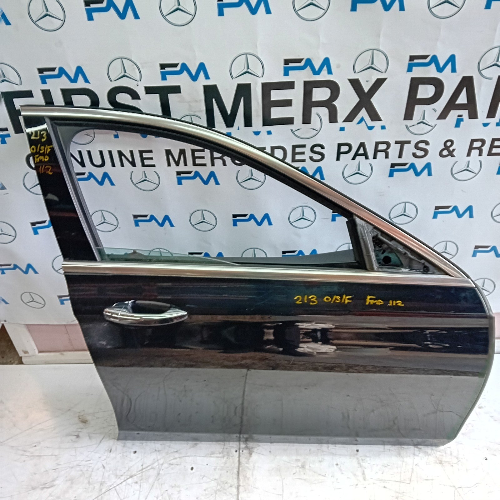 MERCEDES BENZ  E-CLASS W213 DRIVER SIDE FRONT DOOR O/S/F COMPLETE BLACK FMD112