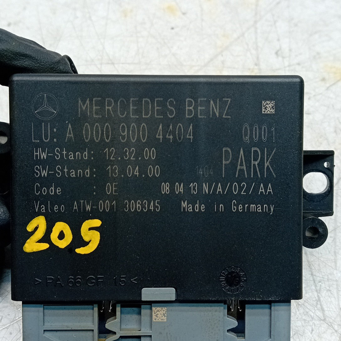 MERCEDES S C-CLASS PARKING SENSOR CONTROL MODULE W205 W222 A0009004404 FM001551