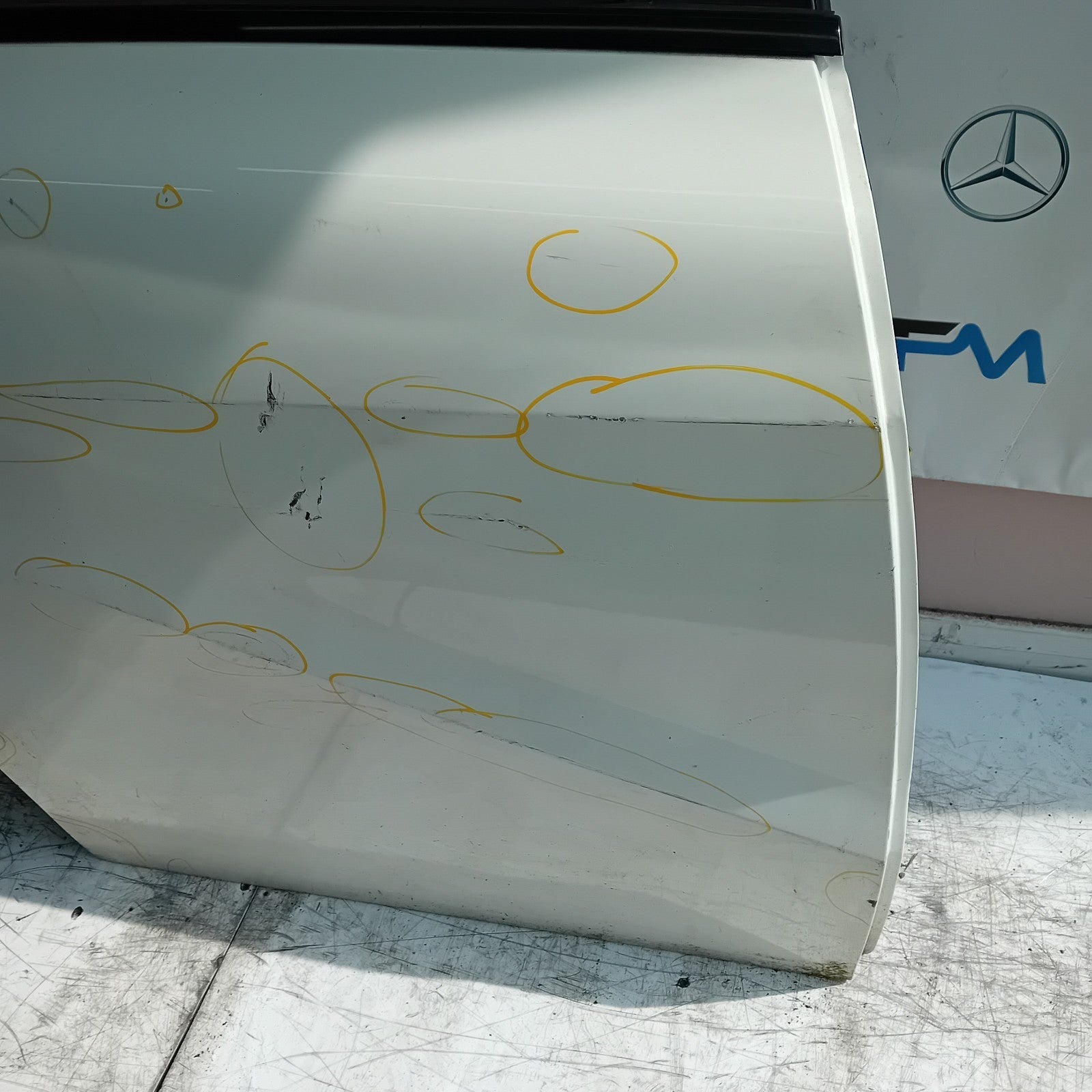 MERCEDES A-CLASS W176 SLN DRIVER REAR DOOR OSR 2012-18 WHITE COMPLETE FMD275
