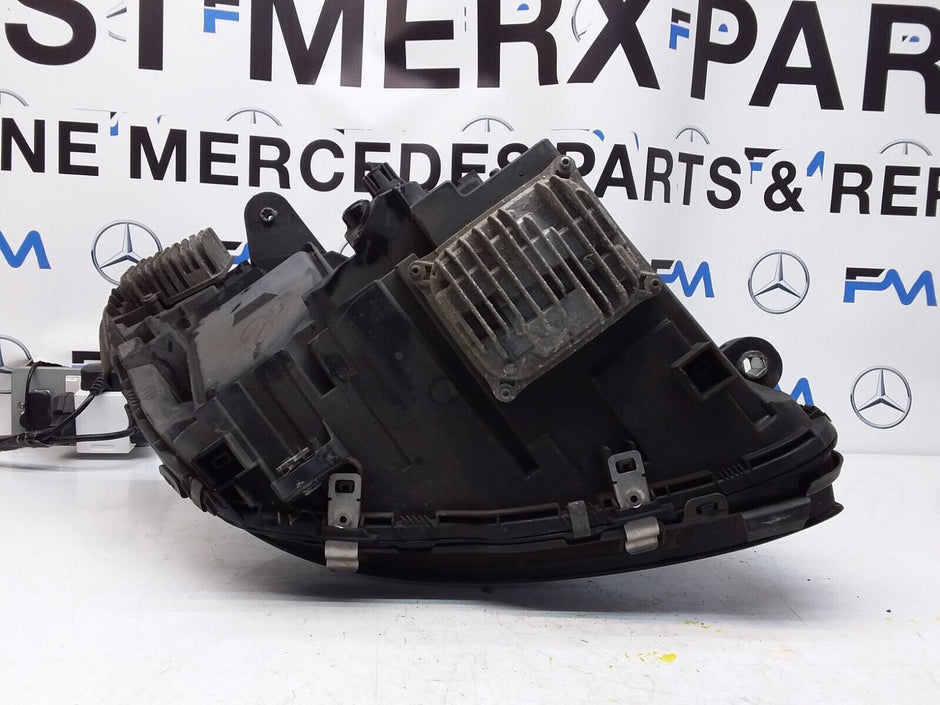 2014 MERCEDES C-CLASS W205 HEADLIGHT PASSENGER NS A1698201361 FMH138