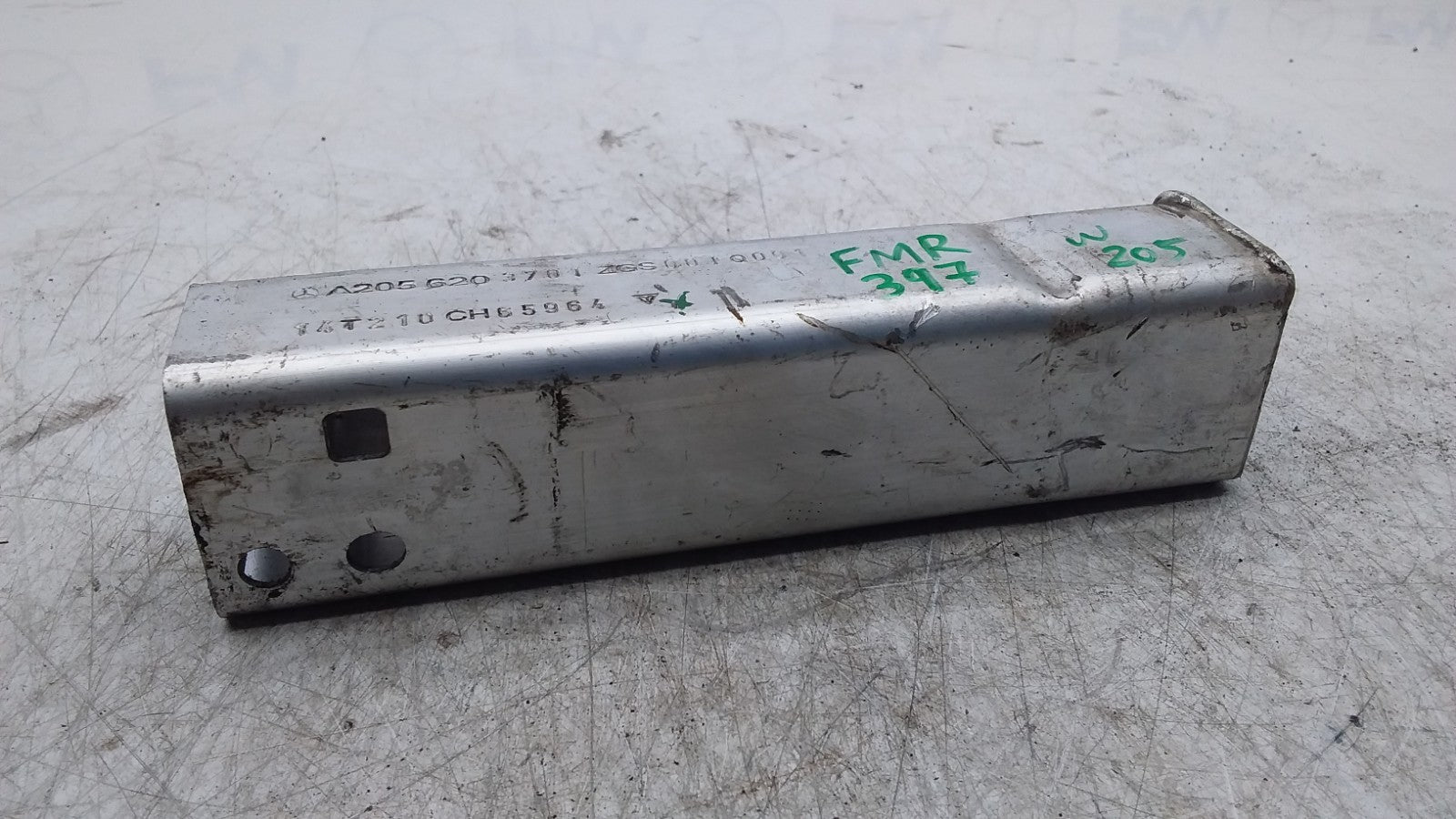 MERCEDES C-CLASS  FRONT LOWER REINFORCEMENT CRASH ABSORBER A2056203701  FMR397