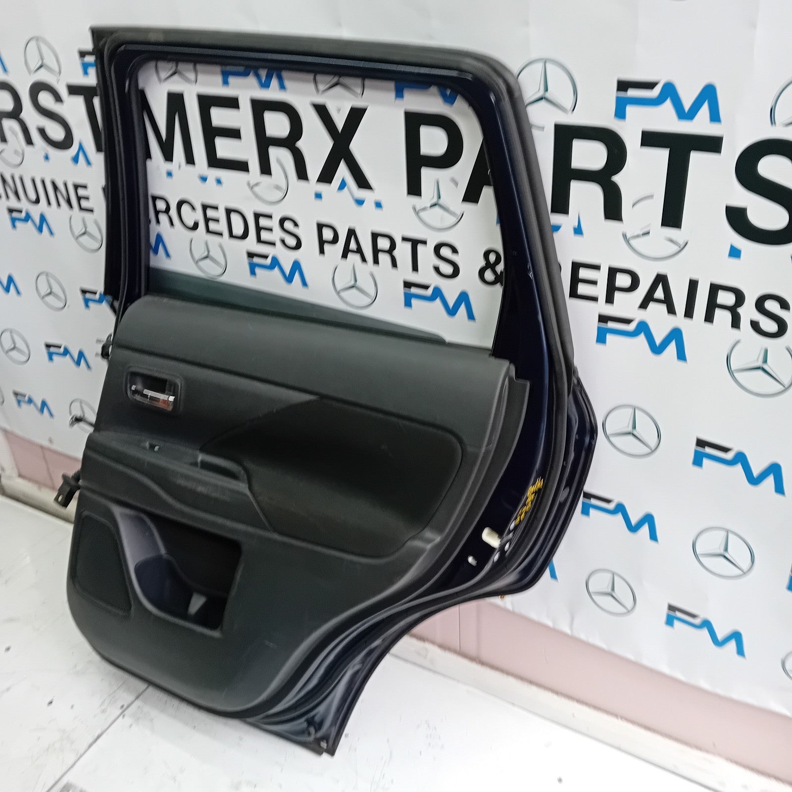 MITSUBISHI OUTLANDER  DRIVER REAR DOOR (OFF SIDE REAR) BLUE FMD24