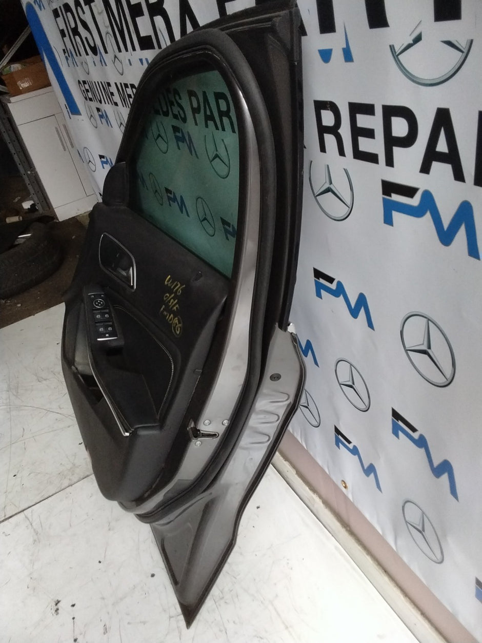 MERCEDES BENZ  A-CLASS W176 DRIVER SIDE FRONT DOOR O/S/F COMPLETE GREY FMD56
