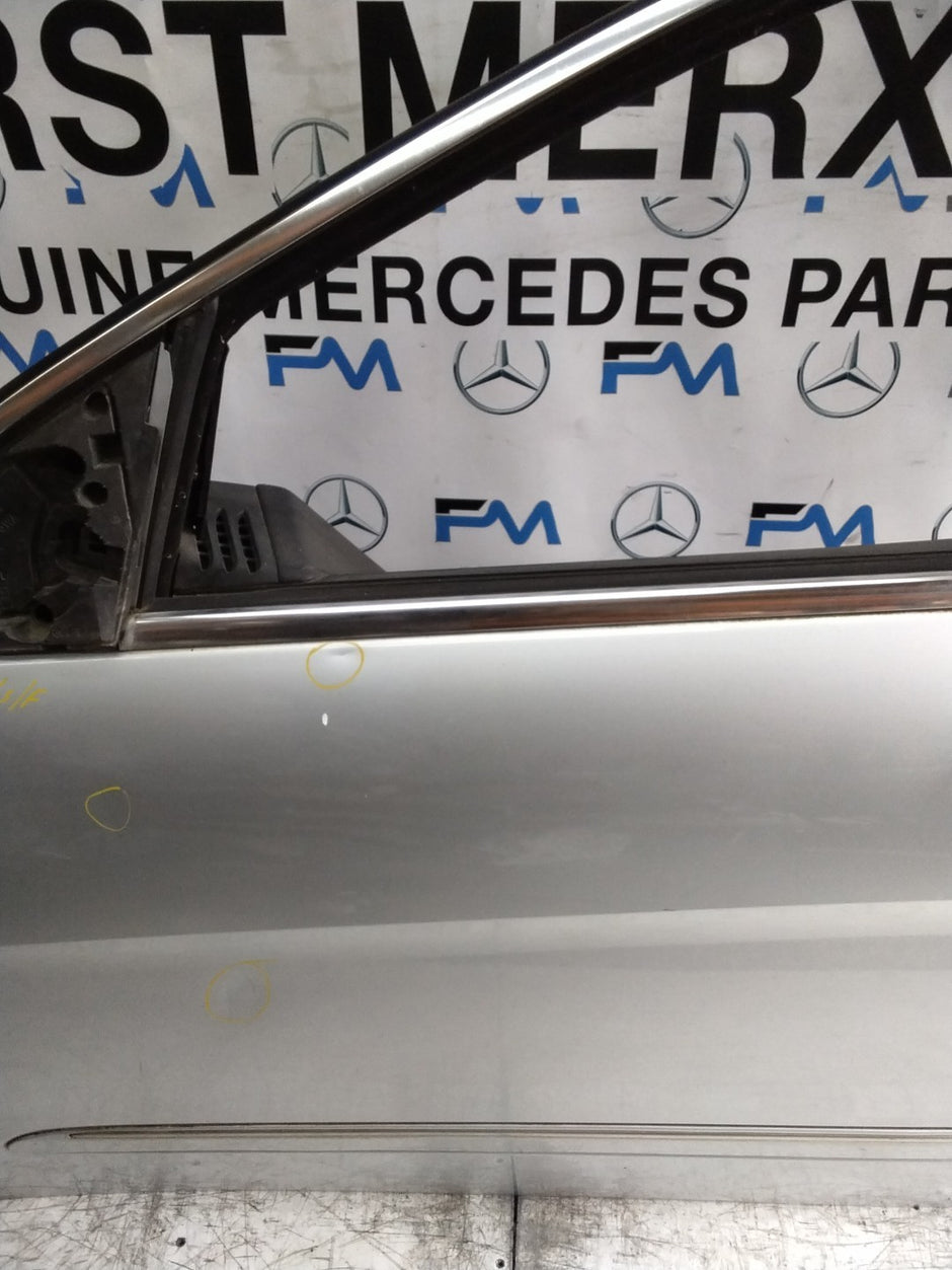 MERCEDES R-CLASS W251 PASSENGER FRONT DOOR NSF SILVER 2005-12 COMPLETE FMD337