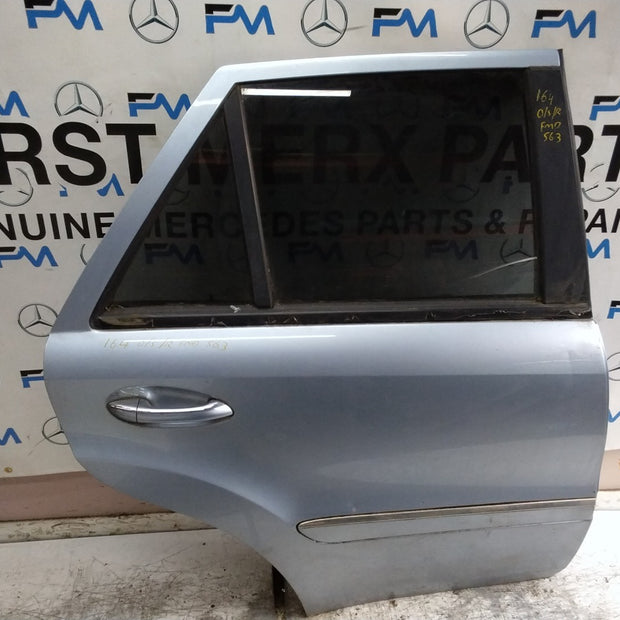 MERCEDES M-CLASS W164  DRIVER REAR DOOR OSR BLUE 2005-2011 COMPLETE FMD563