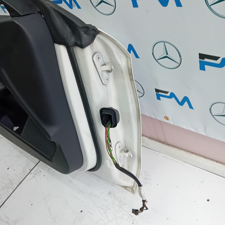 MERCEDES BENZ CLA W117 PASSENGER  FRONT DOOR N/S/F COMPLETE WHITE 2013-18 FMD31