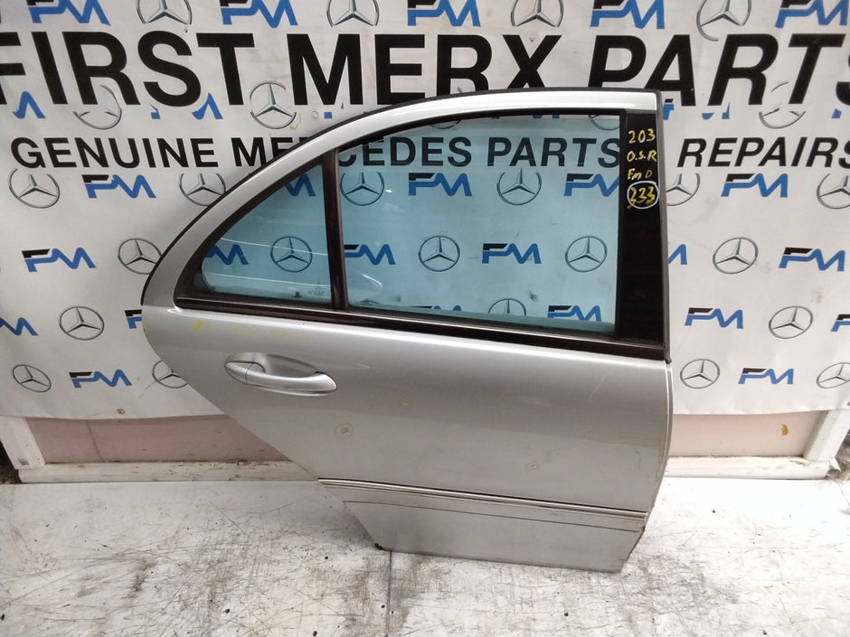 MERCEDES C-CLASS W203 DRIVER REAR DOOR OSR SILVER 2001-2004 COMPLETE FMD333