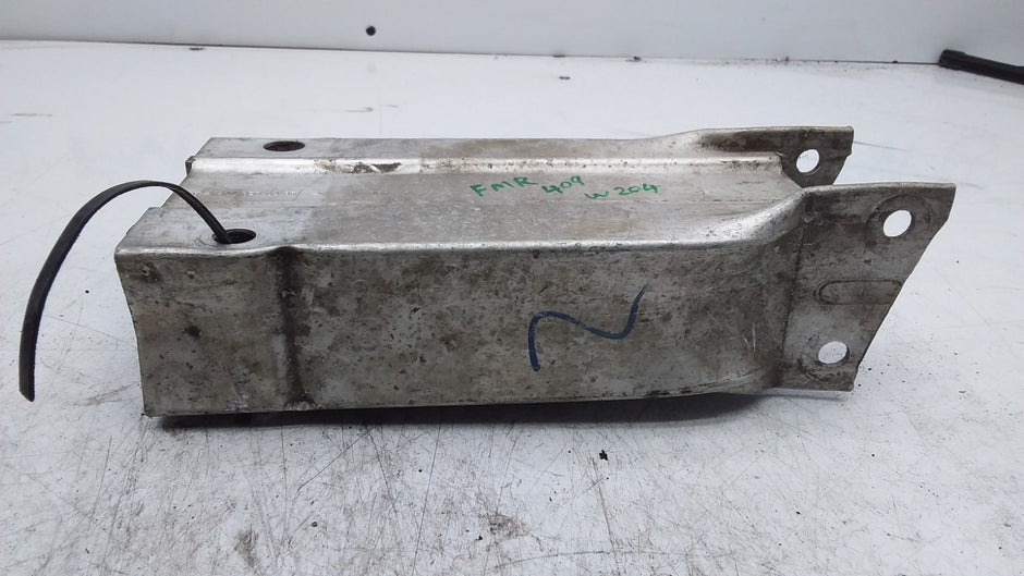 MERCEDES BENZ C-CLASS W204 RIGHT SIDE FRONT CRASH BAR SUPPORT A2046200995 FMR409